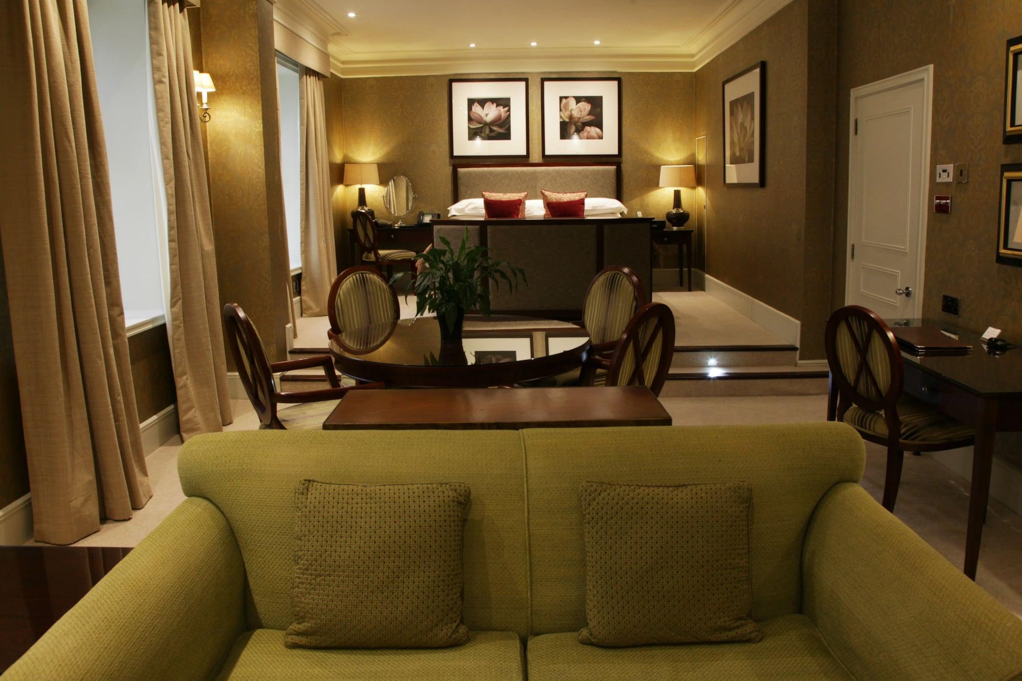 더 체스터 그로스브너 호텔 외부 사진 A suite at the hotel